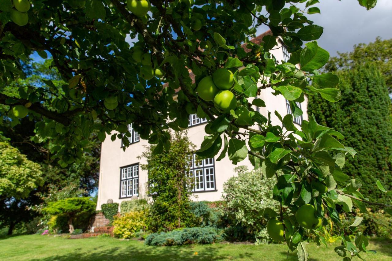 Pounce Hall -Stunning Historic Home In Rural Essex Сафрън Уолдън Екстериор снимка