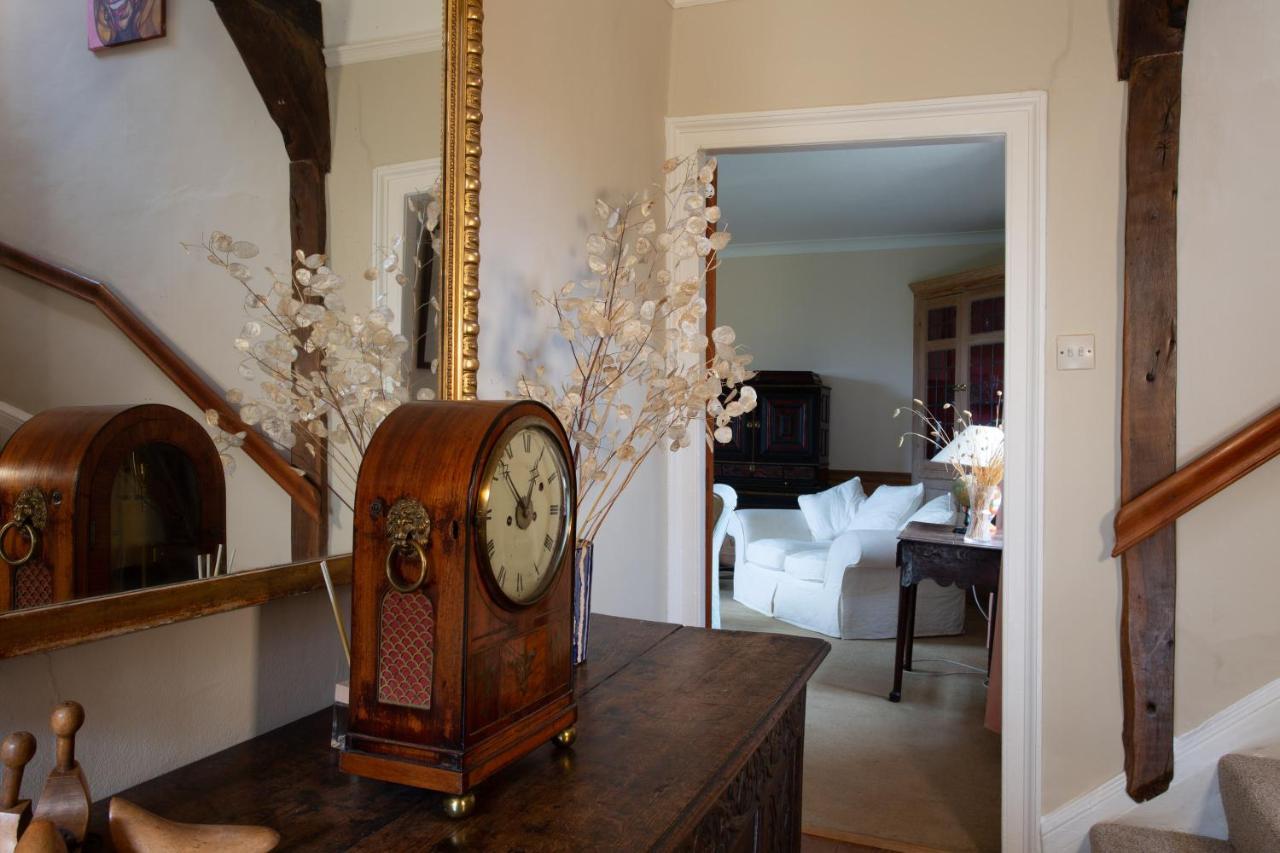 Pounce Hall -Stunning Historic Home In Rural Essex Сафрън Уолдън Екстериор снимка