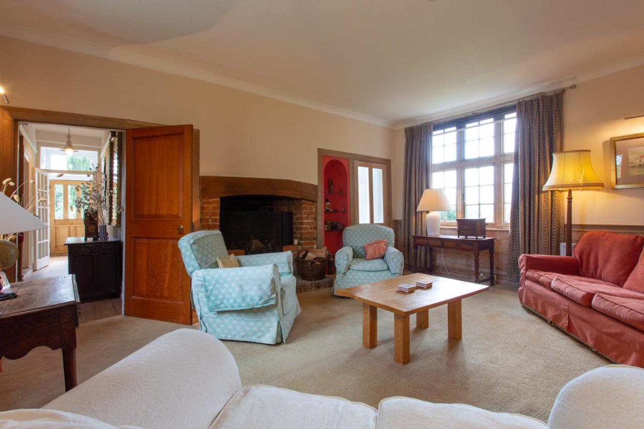 Pounce Hall -Stunning Historic Home In Rural Essex Сафрън Уолдън Екстериор снимка