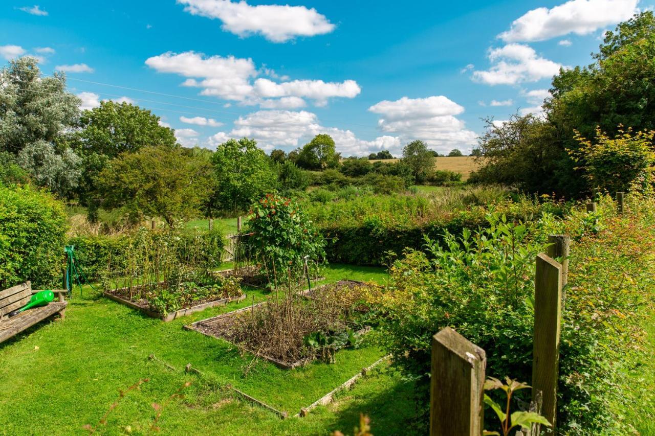 Pounce Hall -Stunning Historic Home In Rural Essex Сафрън Уолдън Екстериор снимка
